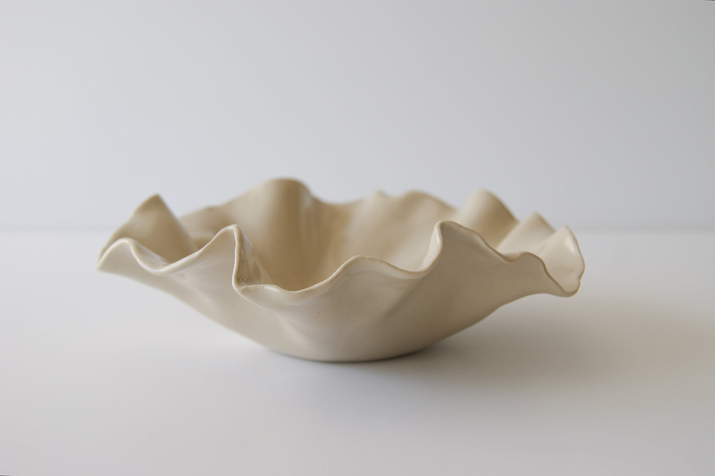 Flowy bowl - transparent